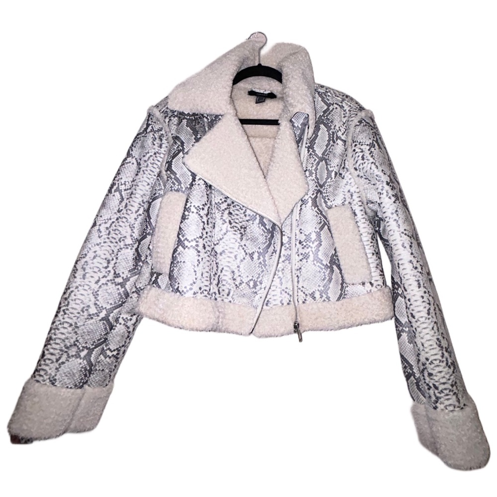 Fuzzy faux snake print cropped jacket